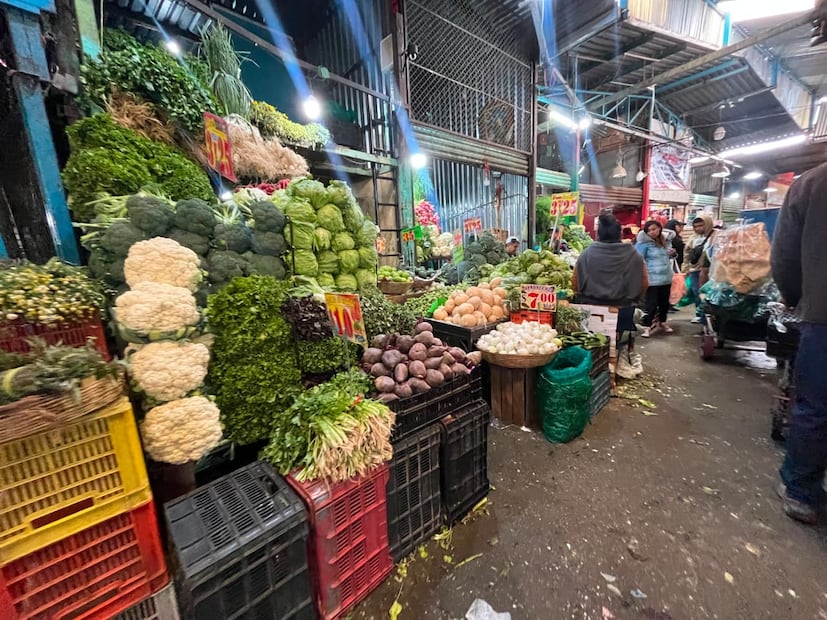 El limón y la naranja encabezan los aumentos de precio en la Central de Abasto de Pachuca | Foto: Ricardo Calleja