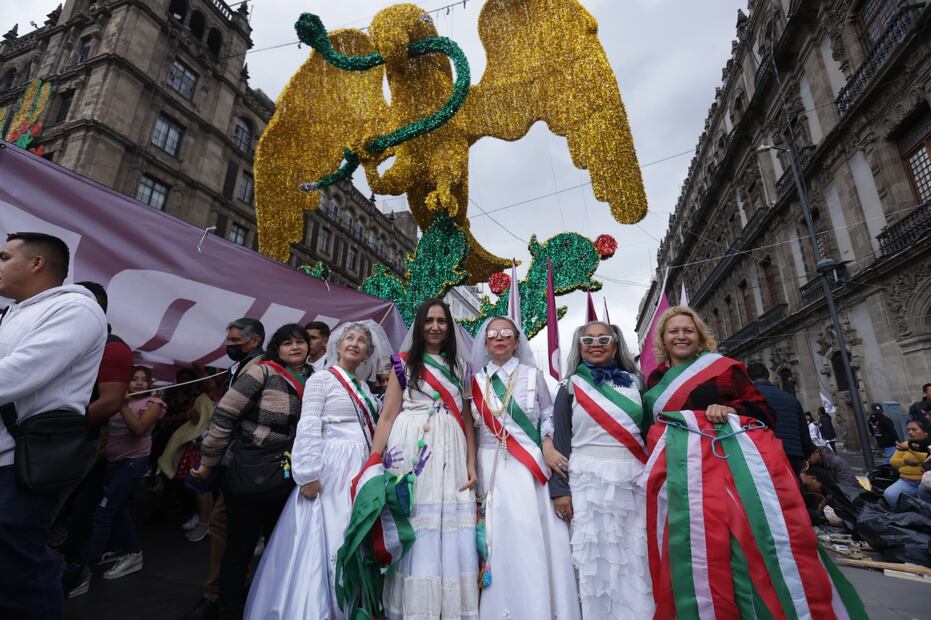 Celebra la llegada de las mujeres a la presidencia: "Conmigo llegan las que soñaron con un México libre e igualitario" | Foto: Fernanda Rojas