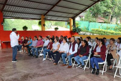 Actores políticos deben ser congruentes con su partido: Marco Rico