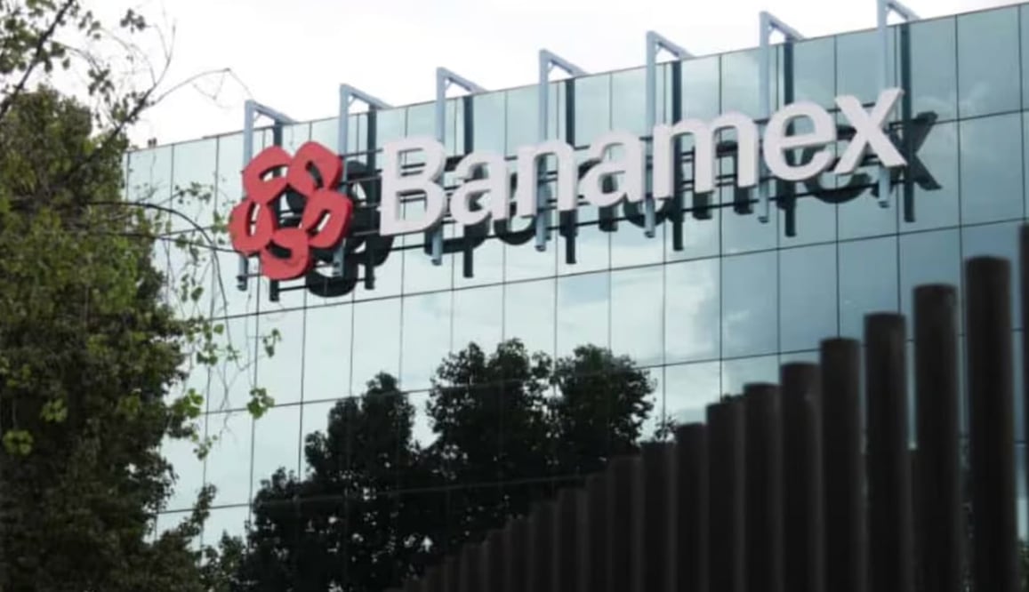 Fachada del Banco de Nacional de México conocido como Banamex. Foto: Carlos Mejía/EL UNIVERSAL