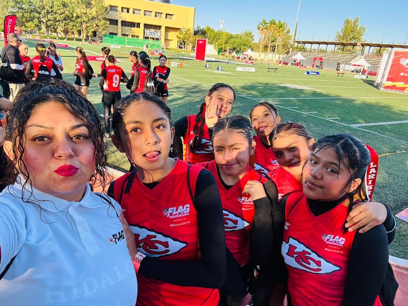 Génesis García, Melisa García, Judith Velazco, Jimena Ramírez, Julia Soriano y Camila Mejía destacaron por su compromiso y determinación al representar a Hidalgo en una competencia realizada en Chihuahua