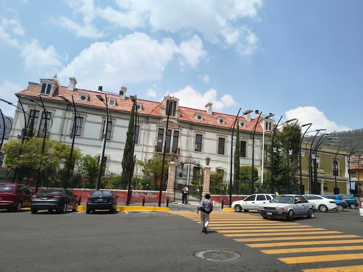 SIPDUS removerá las 20 luminarias instaladas frente a Casa Rule