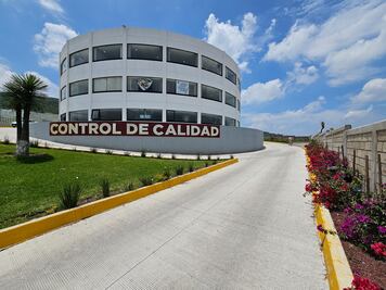 Avanza Hidalgo en rehabilitación de caminos y fortalece vigilancia de obra pública