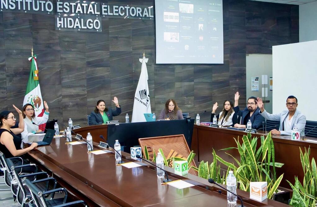 El Congreso local destinó más de 232 millones de pesos al IEEH para 2025 | Facebook: Dr. Alfredo Alcalá Montaño