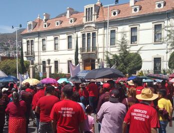 Trabajadores emplazarán a huelga al ayuntamiento de Pachuca