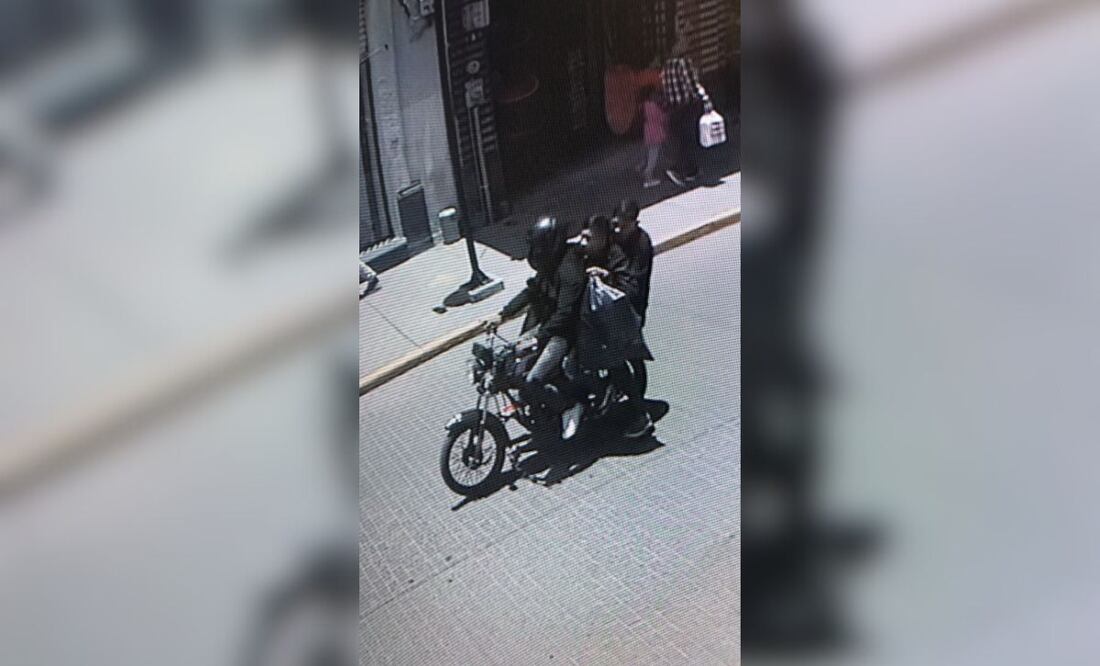 Violento asalto en pleno centro de Pachuca | Captura de video