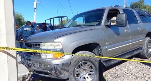 Balean camioneta en Atotonilco de Tula; amedrentan para cobro de piso