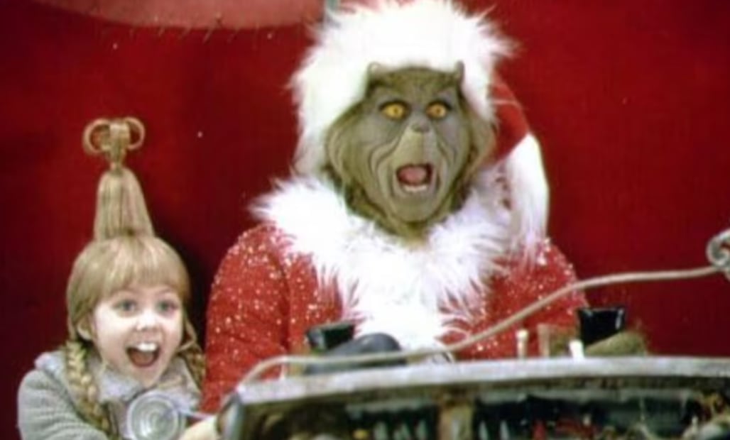 Jim Carrey y Taylor Momsen actuaron juntos en la película de navidad de "El Grinch" estrenada en el año 2000. Foto: IMDB