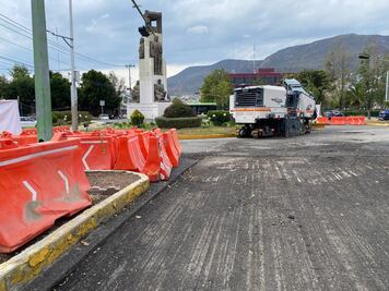 Se mantienen cierres viales por obras de reencarpetamiento en Pachuca