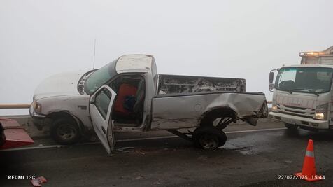 Densa neblina provoca carambola en la carretera México-Tuxpan