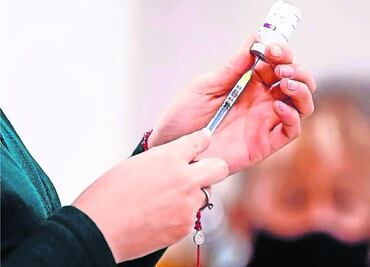 Comienza jornada de vacunación contra influenza y covid-19; solo hay Abdala