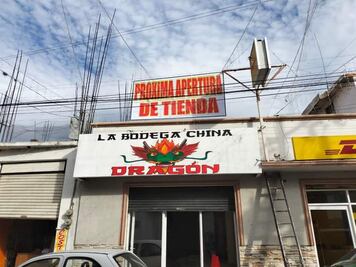 Tiendas de productos chinos se instalan en Ixmiquilpan; vendedores locales denuncian que afectan sus ventas 