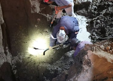 Rompe tubería en Téllez y colonias se quedan sin agua