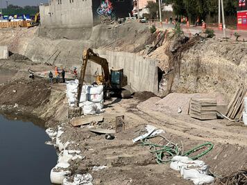 Derrumbe en obras del Río Tula dejan al menos un muerto y dos heridos 