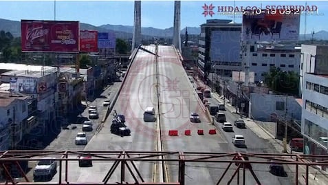 Cierre del Puente Atirantado en Pachuca genera caos vial por filmación y evento deportivo