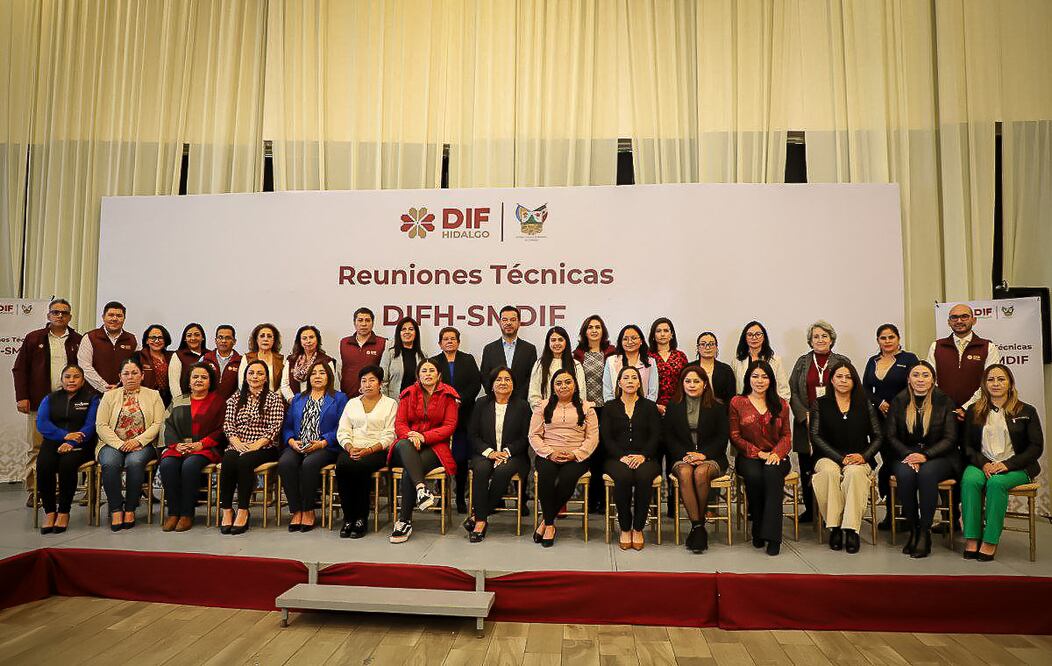 Se reunieron las 84 presidentas de los sistemas DIF municipales y especialistas de más de 42 disciplinas para brindar una mejor atención a los más necesitados.