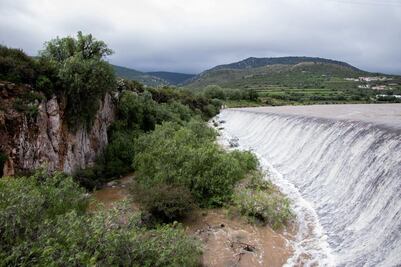 Vigilan presa El Girón por riesgo para Pachuquilla y Chavarría