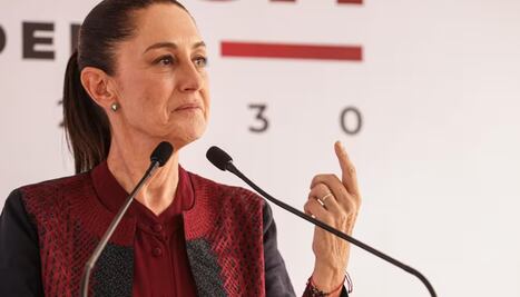 Con ausencia de Zoé Robledo, Sheinbaum anuncia que seguirá al frente del IMSS