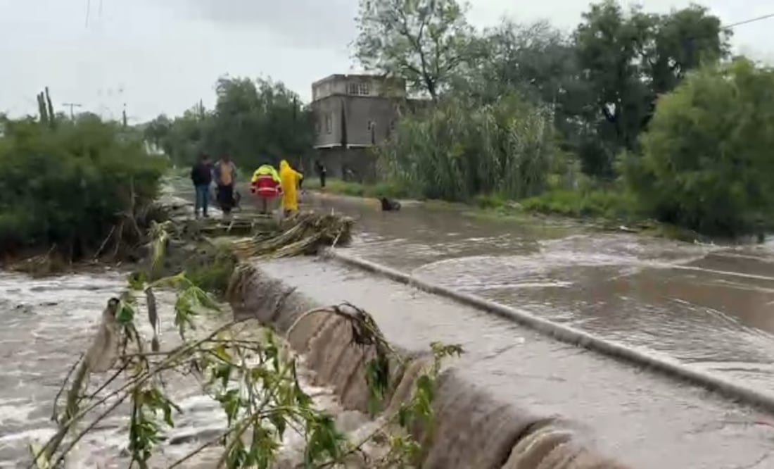 Así lucen calles y avenidas de la capital hidalguense debido a la lluvia de las últimas horas I Foto: Especial