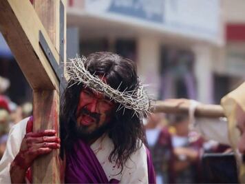 Acatlán se prepara para su Viacrucis Viviente más multitudinario