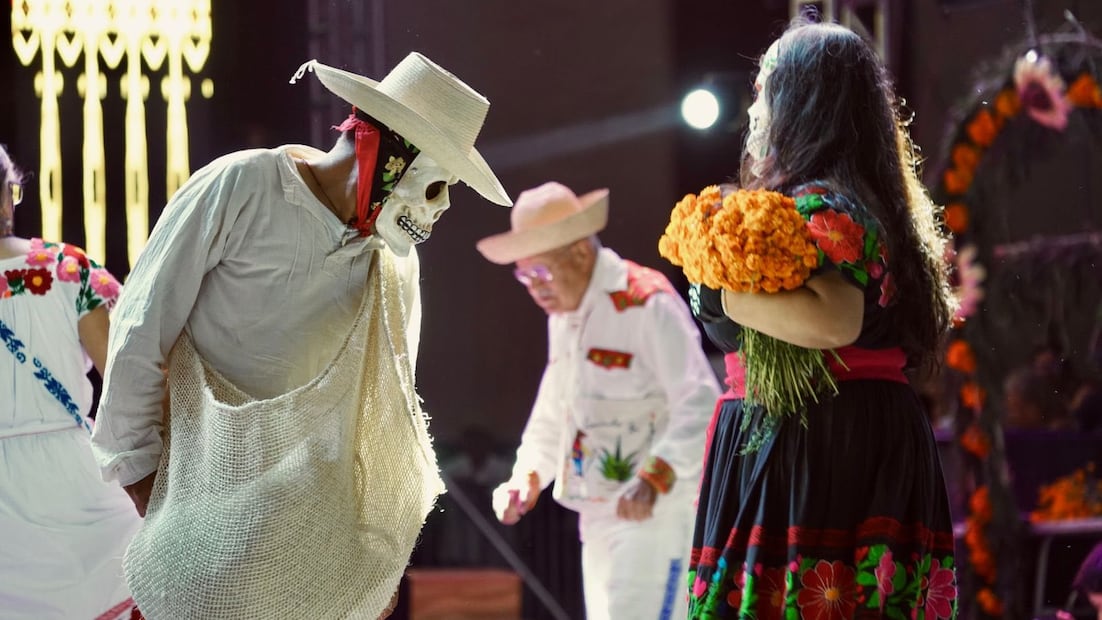 Xantolo 2025 ilumina Huejutla: más de 35 mil visitantes celebraron la tradición huasteca | Facebook: Presidencia Municipal de Huejutla 2024-2027