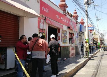 Incendio en rosticería de Tulancingo moviliza a bomberos