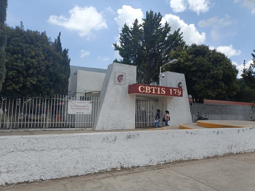 ¡Nuevo bachillerato en ciberseguridad! Foto: Grisel Lira