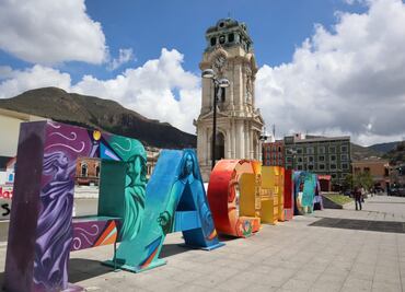Buscan rehabilitar la Plaza Independencia tras remodelación del Reloj Monumental