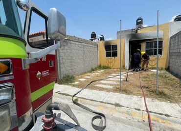 Incendio en vivienda de Mineral de la Reforma moviliza a cuerpos de emergencia