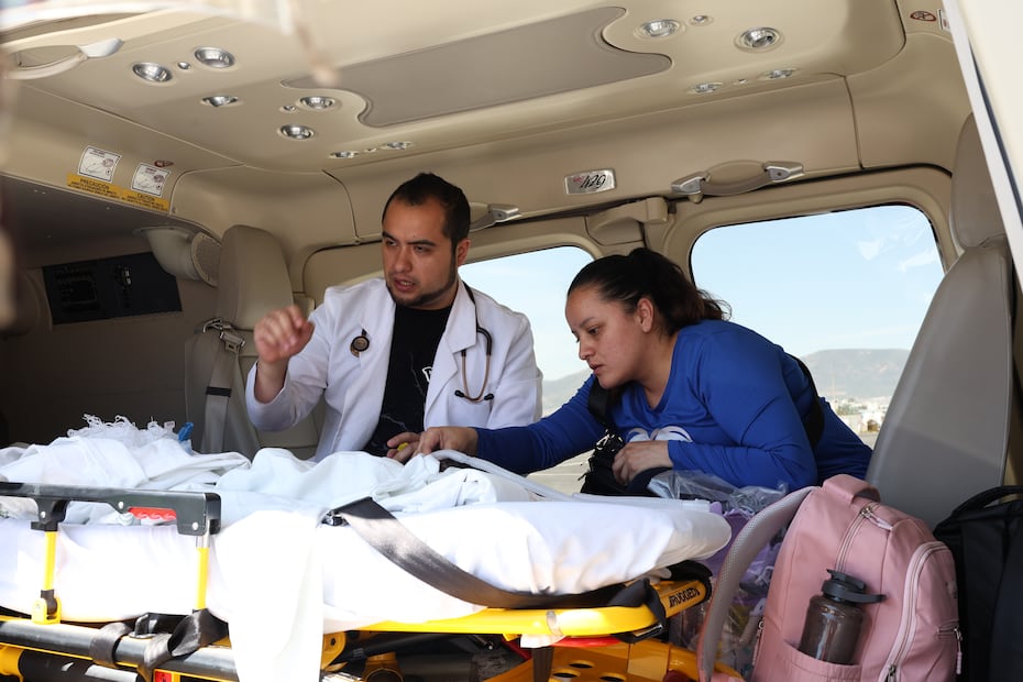 Traslado aéreo devuelve a bebé hidalguense para continuar atención médica | Foto: OCSAD