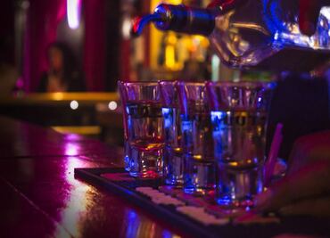 Lograr disminuir el consumo de alcohol en jóvenes es más difícil que solo reducir horarios