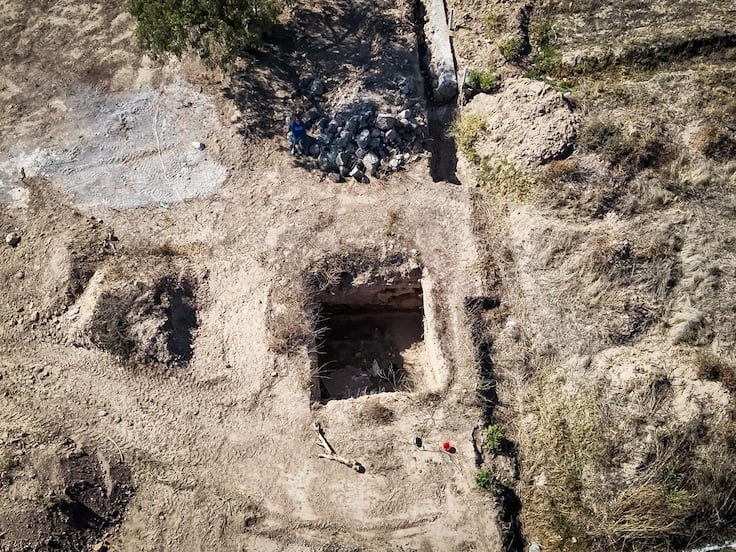 Rescatan con drones a perro atrapado en cisterna en Pachuca