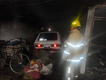 Fuerte incendio en Tulancingo deja a un adulto mayor gravemente lesionado