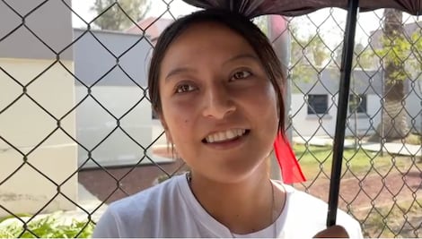 Hasta seis horas formados en casillas para votar por primera vez