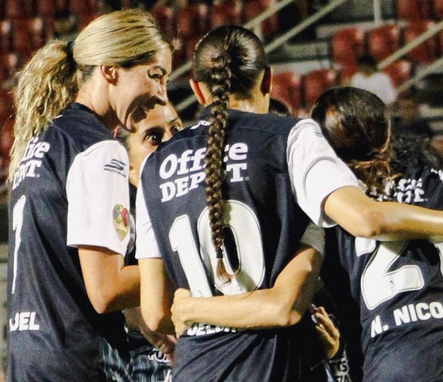 Pachuca Femenil se impone a Rayadas en San Antonio y se corona campeón de campeonas