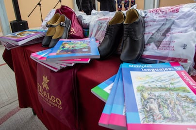 Continúa registro para acceder a uniformes, útiles y calzado escolar gratuitos