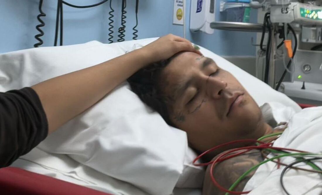 Christian Nodal canceló su participación de este 2 de octubre en. la feria de Pachuca debido a complicaciones de salud I Foto: Especial