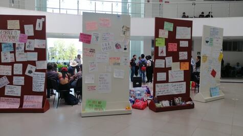 Alumnos inconformes del ICAp, de la carrera de medicina