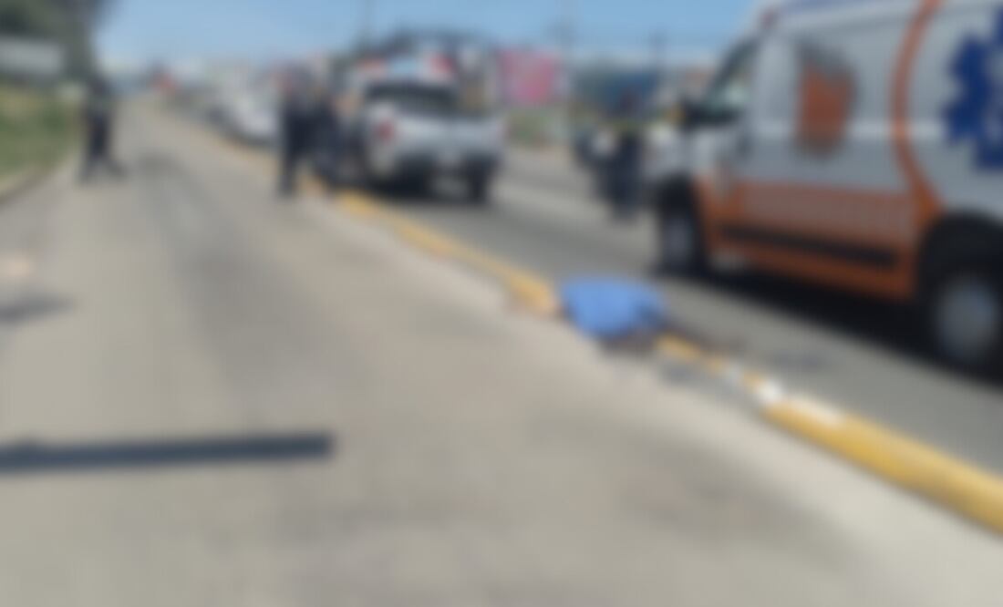 Una persona perdió la vida al ser golpeado por una urvan Foto: Especial