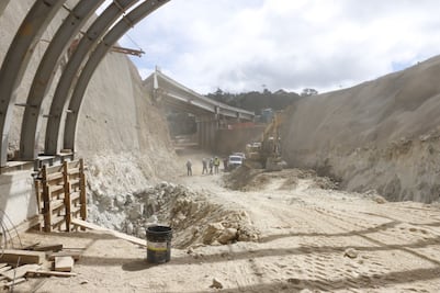 Faltan 2 millones de pesos más para terminar libramiento en Huasca