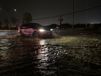 Consejos para pasar una inundación y no dañar tu auto