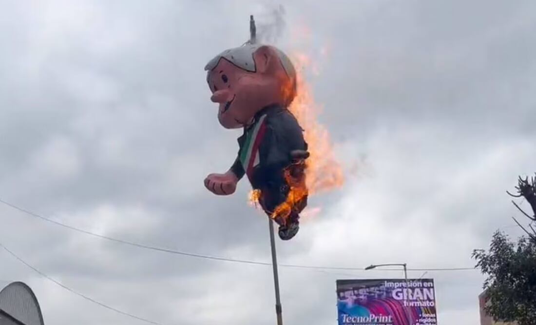 Queman Amlito en protesta por posible desaparición de fideicomisos de Poder Judicial  | Captura de video