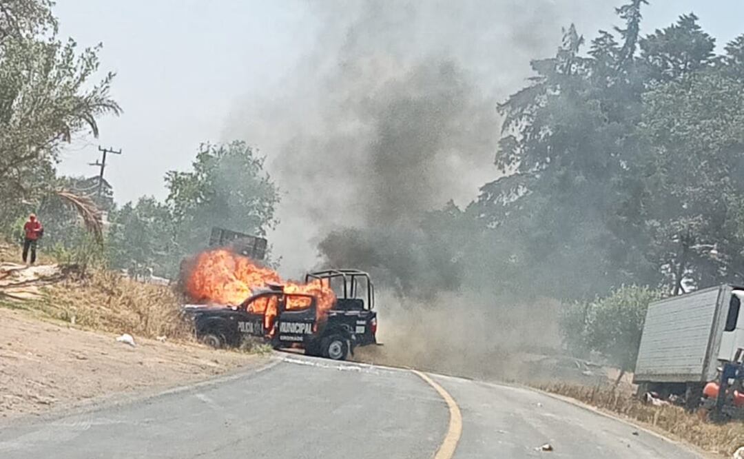 El incendio de la patrulla ocurrió en la comunidad Santa Ana Tzacuala, municipio de Acaxochitlán | Foto: especial