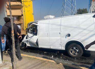 Choque en la avenida Ejército Mexicano deja un conductor fallecido en Tizayuca