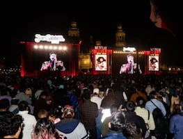 Concierto de Juan Gabriel toca el corazón de 170 mil personas en el Zócalo de la CDMX; así se vivió