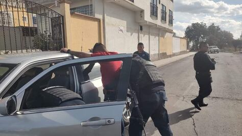 Detienen a dos hombres con armas de fuego en Tizayuca