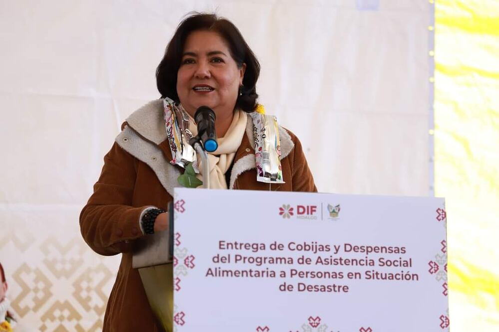 Edda Vite entregó  cobijas y canastas básicas en Acaxochitlán Foto: Grisel Lira