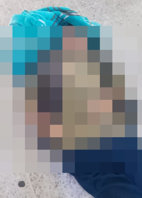 Persona sin vida localizada en la calle Patoni | Foto: especial