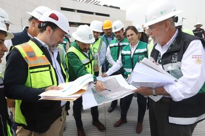 Zoé Robledo Aburto supervisó avances del Hospital General de Tula