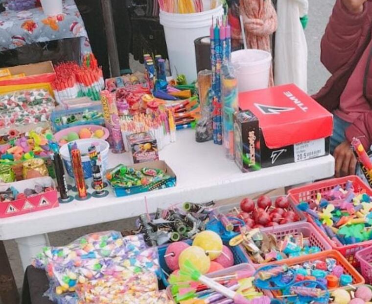 A pesar de la prohibición, sigue la venta de pirotecnia en Ixmiquilpan Foto: Erika Gutiérrez